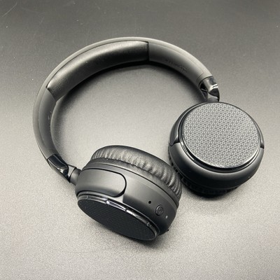 Amazon Basics Kabellose Bluetooth Ohraufliegend Kopfhörer, 35 Std. Spielzeit