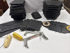 Lot of 16 Vintage 1960s Eldon 1/32 Scale Curve slot car track Sections