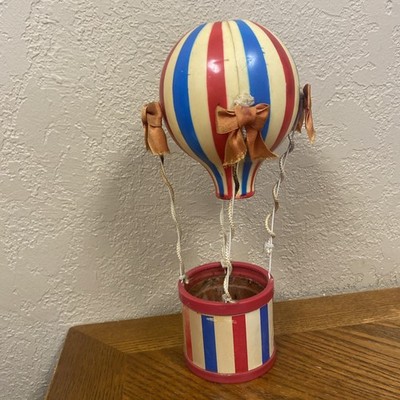 VTG 80s Hot Air Balloon Planter Nursery Rhymes Exchange 12  Plastic Retro Decor