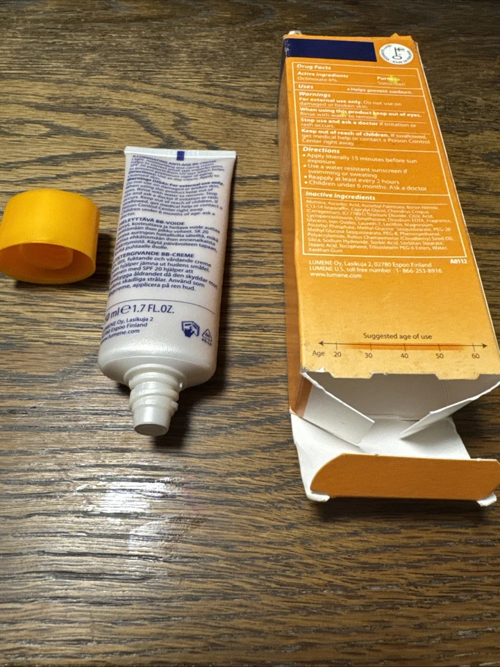 Lumene Vitamina C+ Crema Iluminadora BB 02 MEDIANA - caducidad 06/2015 - ¡Coleccionable! Foto 2 de 3