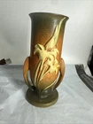 Roseville Vase Zephyr Lily 133-8 Vintage 1946 USA Mark Nice Piece