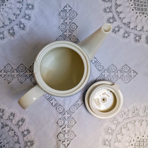 Whittard Of Chelsea Dark Blue Teapot featuring a collection of teapots - Picture 7 of 8