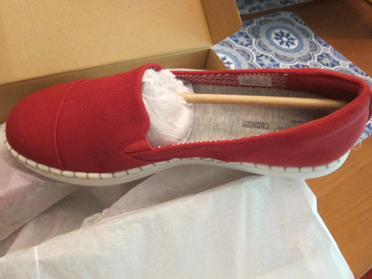 Clarks cloudsteppers hotsell womens red