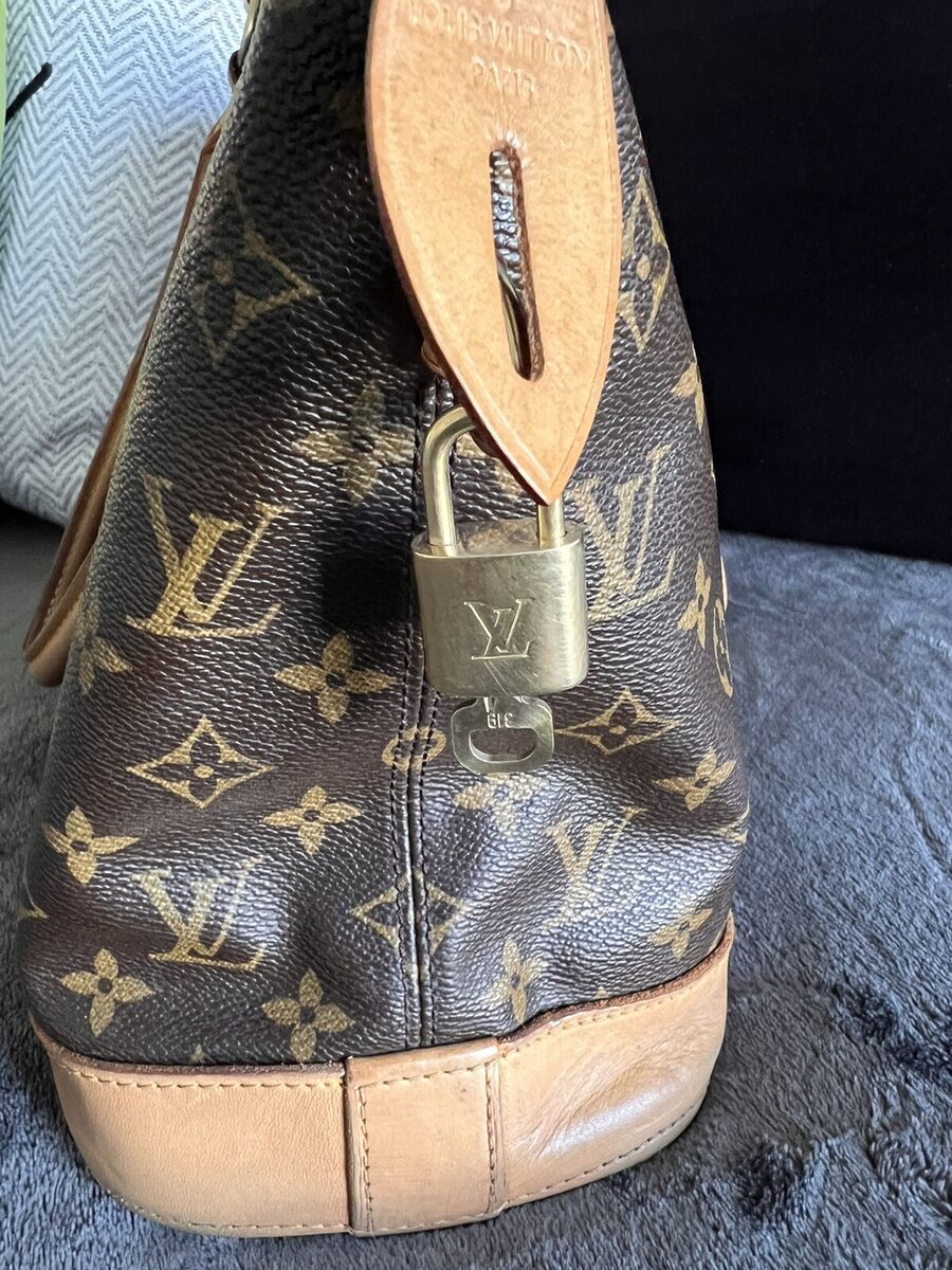 LOUIS VUITTON Monogram Miroir Lockit Gold 1266556