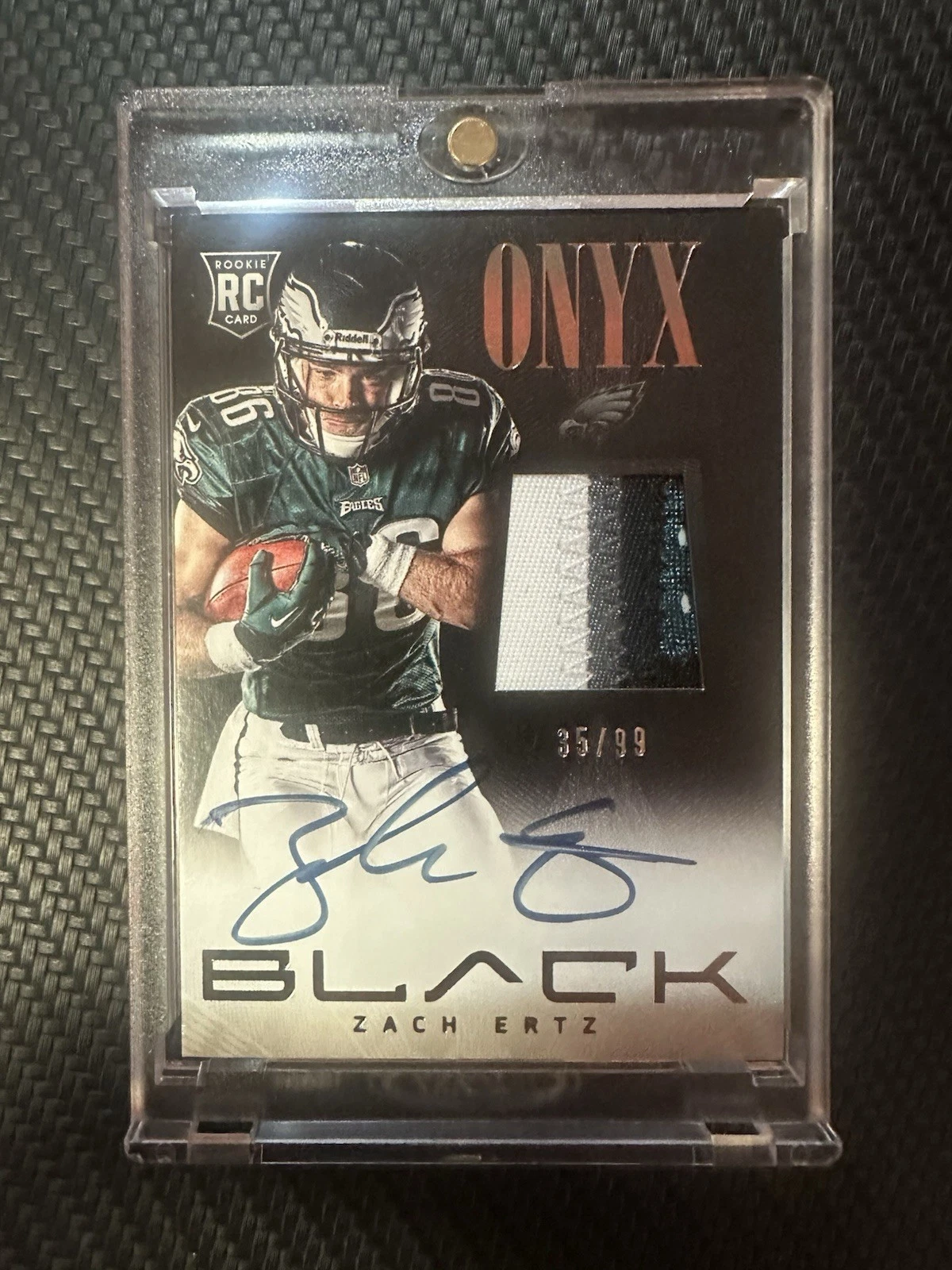Zach Ertz Panini Black Onyx Rookie Materials #40 Base