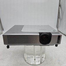 Hitachi CP-X345 Multimedia LCD Projector Untested