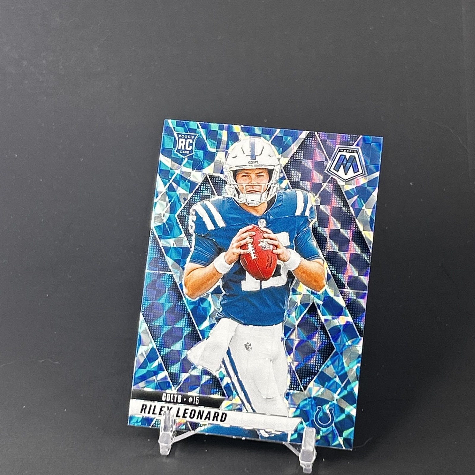 2025 Panini Mosaic #372 Riley Leonard Mosaic Reactive Blue