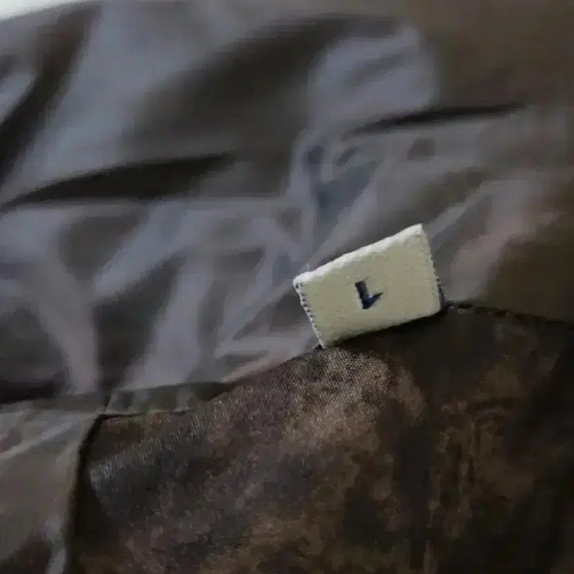 Moncler Down Long Puffer Coat Women New Condition Brown Flower Pattern thumbnail 4