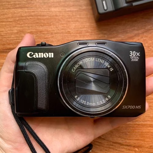 Canon PowerShot SX700 HS Black 16.1 MP 30x Zoom Wifi Digital Camera Tested - Picture 2 of 9