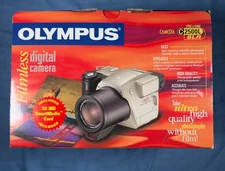 Olympus  C2500L  2.5 MP DigiCamera W/Media, Cables, xLens , Manual  Original Box