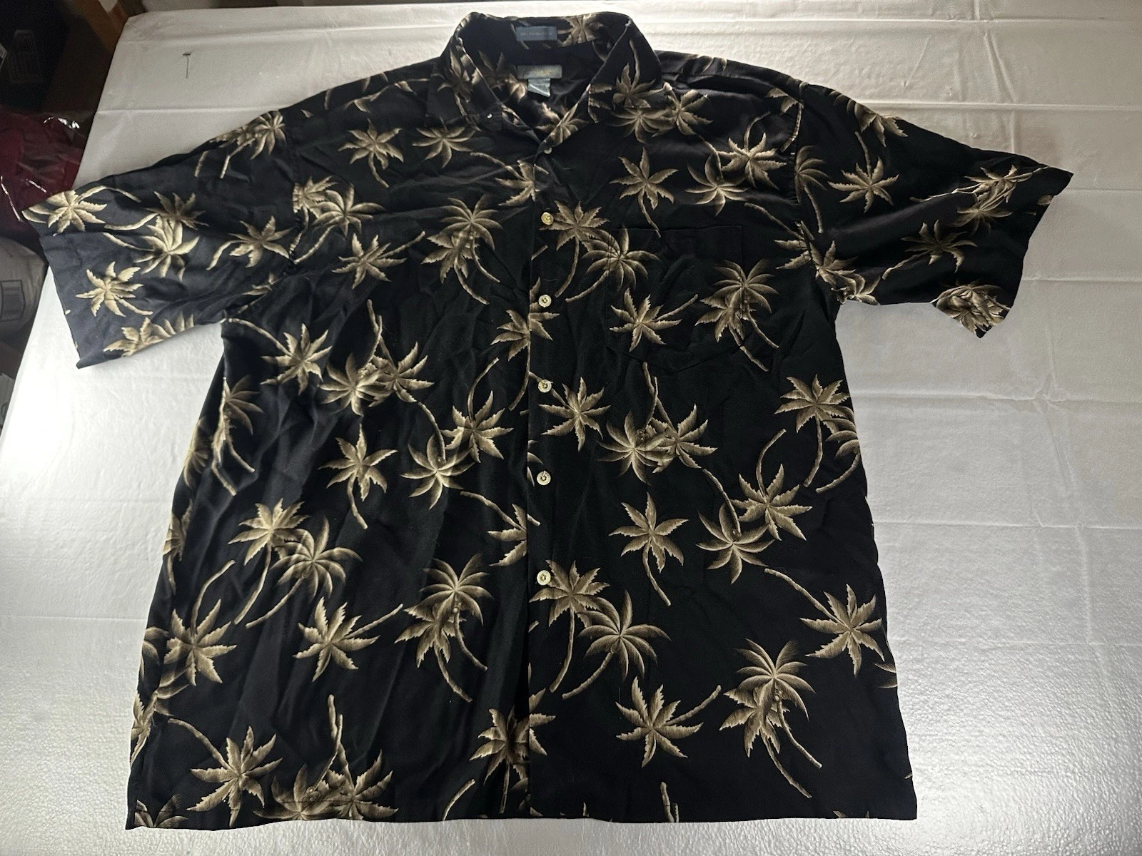 Kayla Bay Hawaiian Shirt Mens XL Black Rayon Aloha Resortwear Surfwear Korea