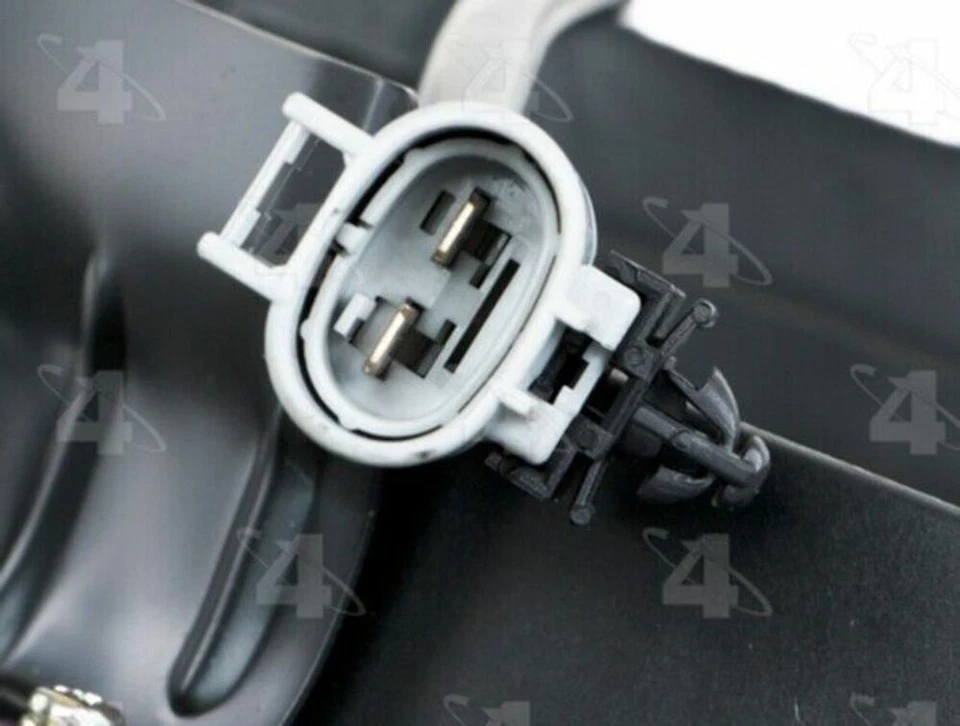 Conjunto de ventilador de refrigeración del motor Four Seasons 75242 | Auto Pieza de alta calidad, Univers Foto 3 de 4