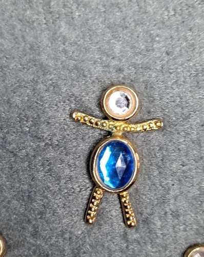 Vintage Set Of Three Small Girl Lapel Pins Pink Blue Silver Gems For Dress - Picture 4 of 5
