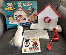 Snoopy Friends Sno Cone Machine Hasbro 28805 1999 Charlie Brown Lucy Woodstock