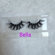 Long Dramatic Eyelashes