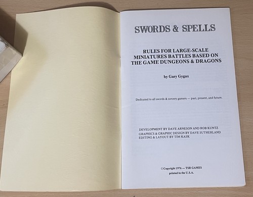 Swords & Spells Gygax TSR D&D Dungeons and Dragons ORIGINAL 1st FINE - Picture 2 of 5