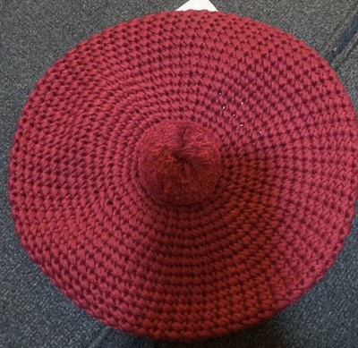 Gucci Michele pompom Beret GUCCI Michele 100% cotton burgundy red pom pom knit beret  main image 2