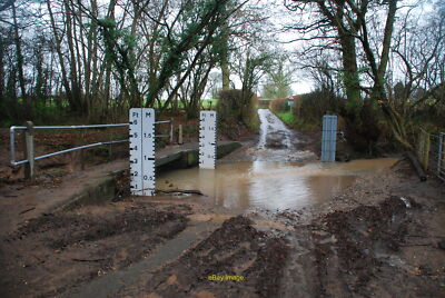 Foto 6x4 Ford bei Upper Bentley Dieser Ford am Spring Brook ist gefunden auf c2013