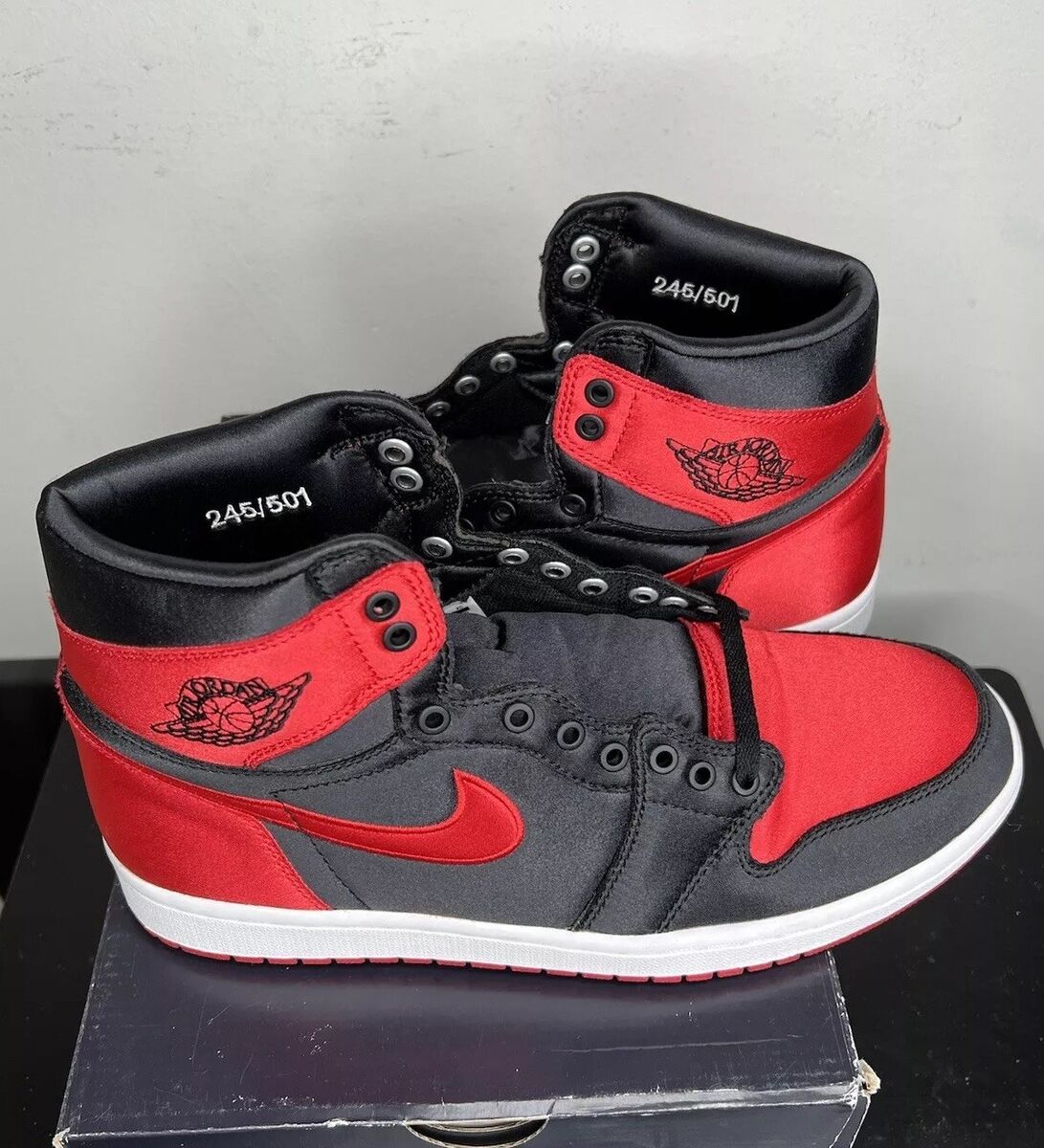 Nike Air Jordan 1 Retro High OG Satin Banned (Numbered) 10.5 Nike Air Jordan 1 Retro High OG Satin Banned (Numbered) 10.5