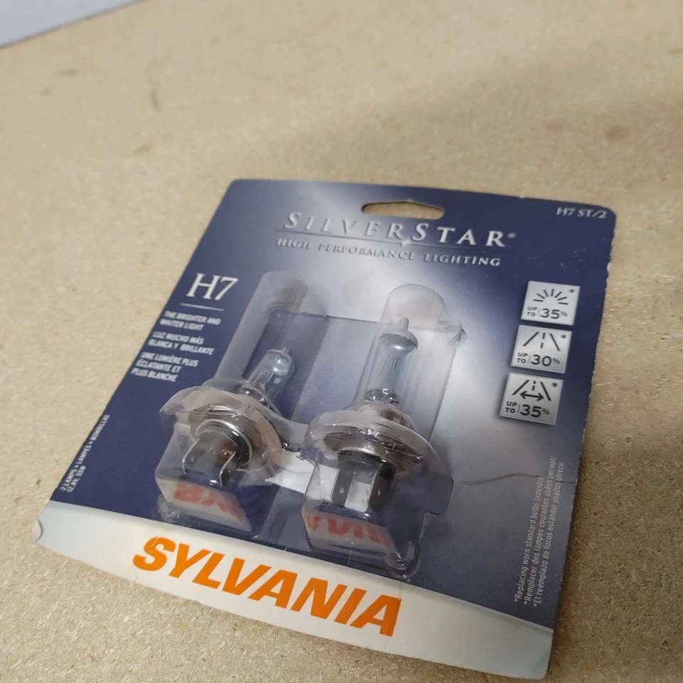 Sylvania H7 SilverStar High Performance Halogen Headlight Pair Set 2 Bulbs Foto 2 de 4