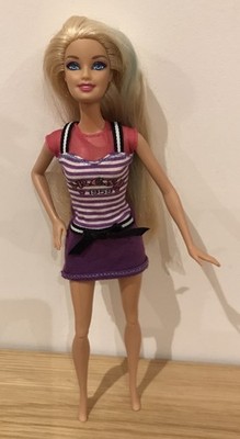 Mattel Barbie Puppe lange Haare 1 Arm gebogen biegbar Knie