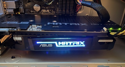 RARE ** ASUS ROG Matrix HD 7970 Platinum - Picture 15 of 24