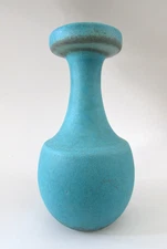 Mid Century Jaru California Pottery Style Turquoise Matte Vessel Vase 11"