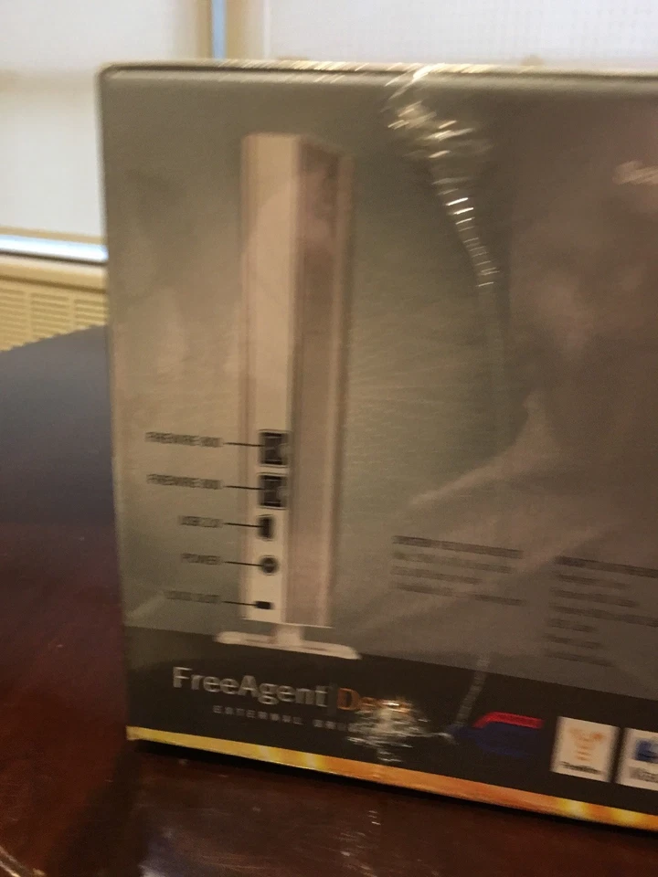 Brand NEW SEAGATE Free Agent Desk External Drive MAC 1TB USB 2.0 - Image 2 of 4