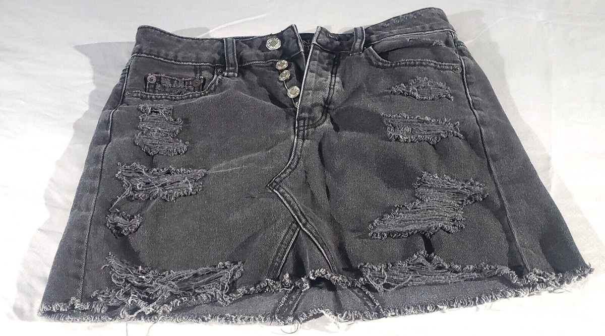 AMERICAN EAGLE Skirt Women's 00 Black Denim Ripped Mini Skirt