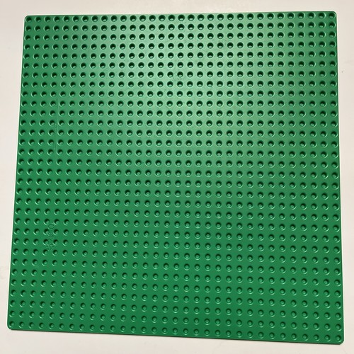 LEGO Genuine 32 X 32 Stud 10" X 10" Green Grass Flat Base Plate - Picture 18 of 18