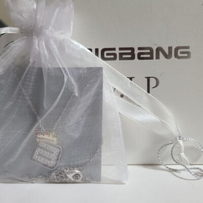 BIGBANG V.I.P.シート限定ネックレス Amazon.co.jp: BIGBANG VIPシート特典 スワロフスキー