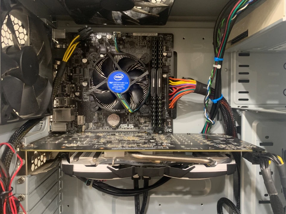 gaming pc, RX 580 8gb, i5-6402p, 16gb ram, 200gb SSD, 1TB HDD - Image 2 of 2