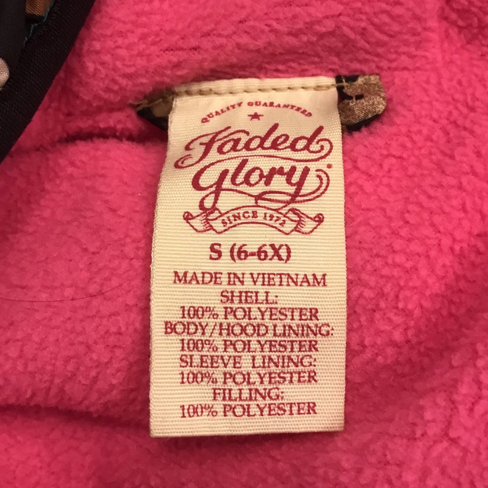 Chaqueta con Capucha Forrada Rosa de Vellón Estampado Glory Guepardo Desteñido Talla Pequeña 6-6X Usada en Excelente Condición Foto 4 de 4