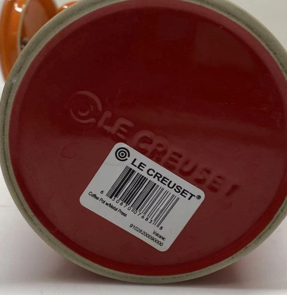 Cafeteira Le Creuset grés rara imprensa francesa 6-4 laranja chama 34 oz - Imagem 3 de 4