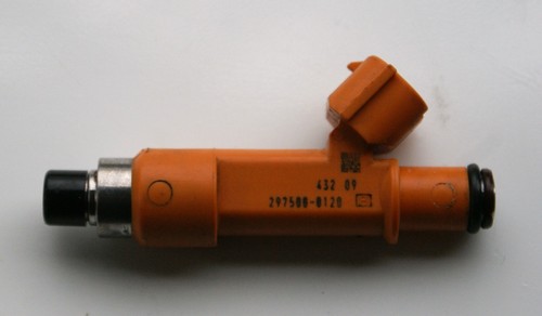 EINSPRITZDÜSE INJEKTOR Suzuki Wagon 1,3 Motor ab 2000 297500-0120