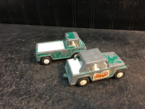 Vintage Mid Cent Pair TOOTSIETOY Purple Jeep Truck 3 1/2" c1969 Made in U.S.A - Picture 2 of 4