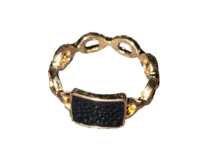 Fashion Ring Women Gold Tone Chain Jewelry Size 8.5 Onyx (synthetic) Nice