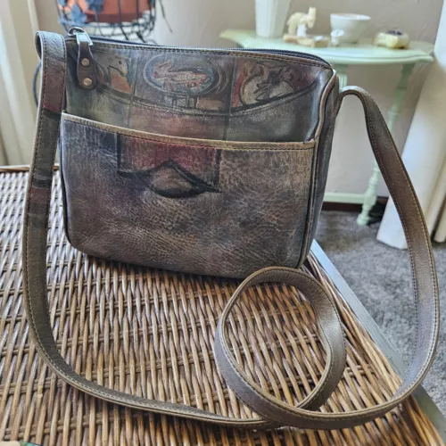 Jane Yoo handpainted leather crossbody women's bag Wearable Art