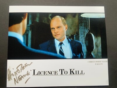 CHRISTOPHER NEAME 'James Bond 007' signed Foto 20x25 Autogramm