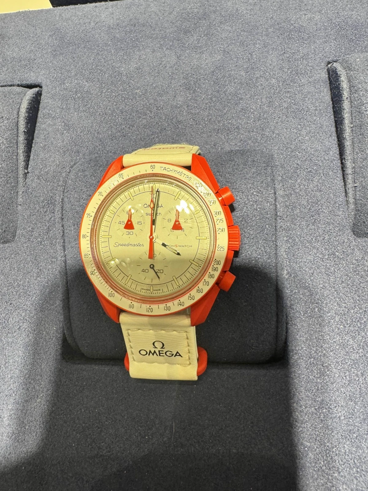Omega x Swatch Mission to MARS Unisex Adults White Watch - SO33R100