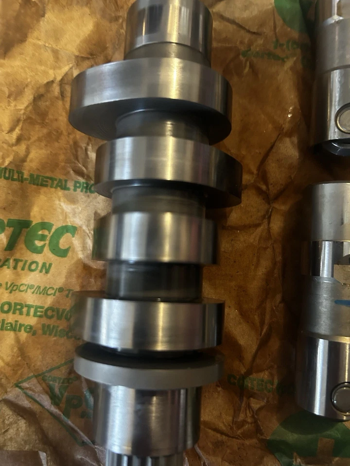 Árbol de levas M8 Harley Cremalleras Redshift 472 con elevadores S&S Cycle Precision Usado Foto 3 de 4