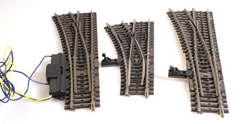 (0615) Märklin H0 K-Gleis 2 schlanke Weichen L 2271 + 1 Weiche L 2263 Vollprofil | Condition: Gebraucht