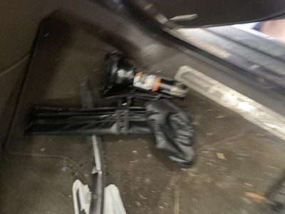 Used Floor Jack fits: 2018 Gmc Yukon  Grade A