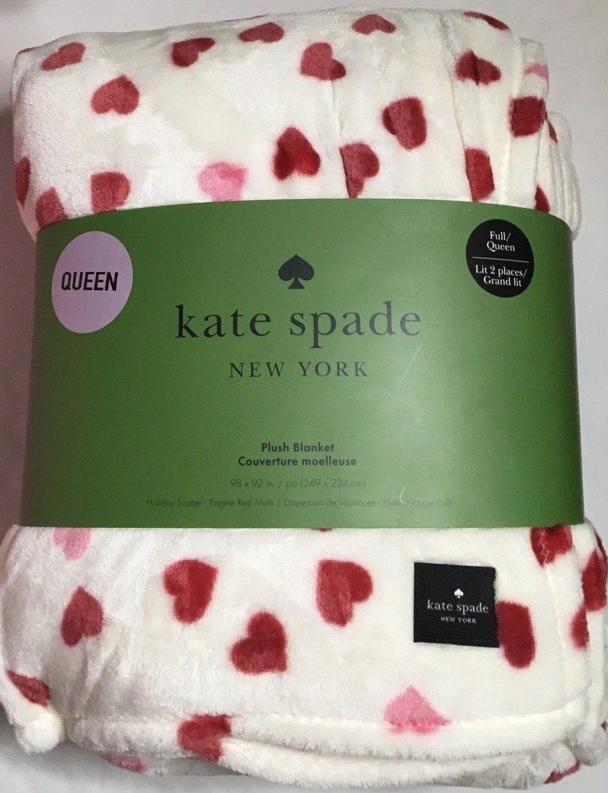 Kate Spade QUEEN SIZE HEART DESIGN PLUSH BLANKET Size 98”x92” NEW