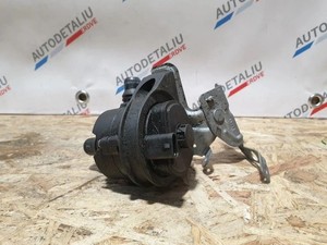 BMW X1 F48 Zirkulationswassermotor 8486848 2.00 Petrol 2019 32244241