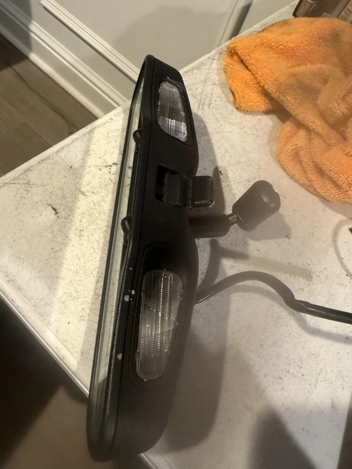 2000 OLDSMOBILE INTRIGUE Rearview MirroR E8012001 - Imagem 2 de 4