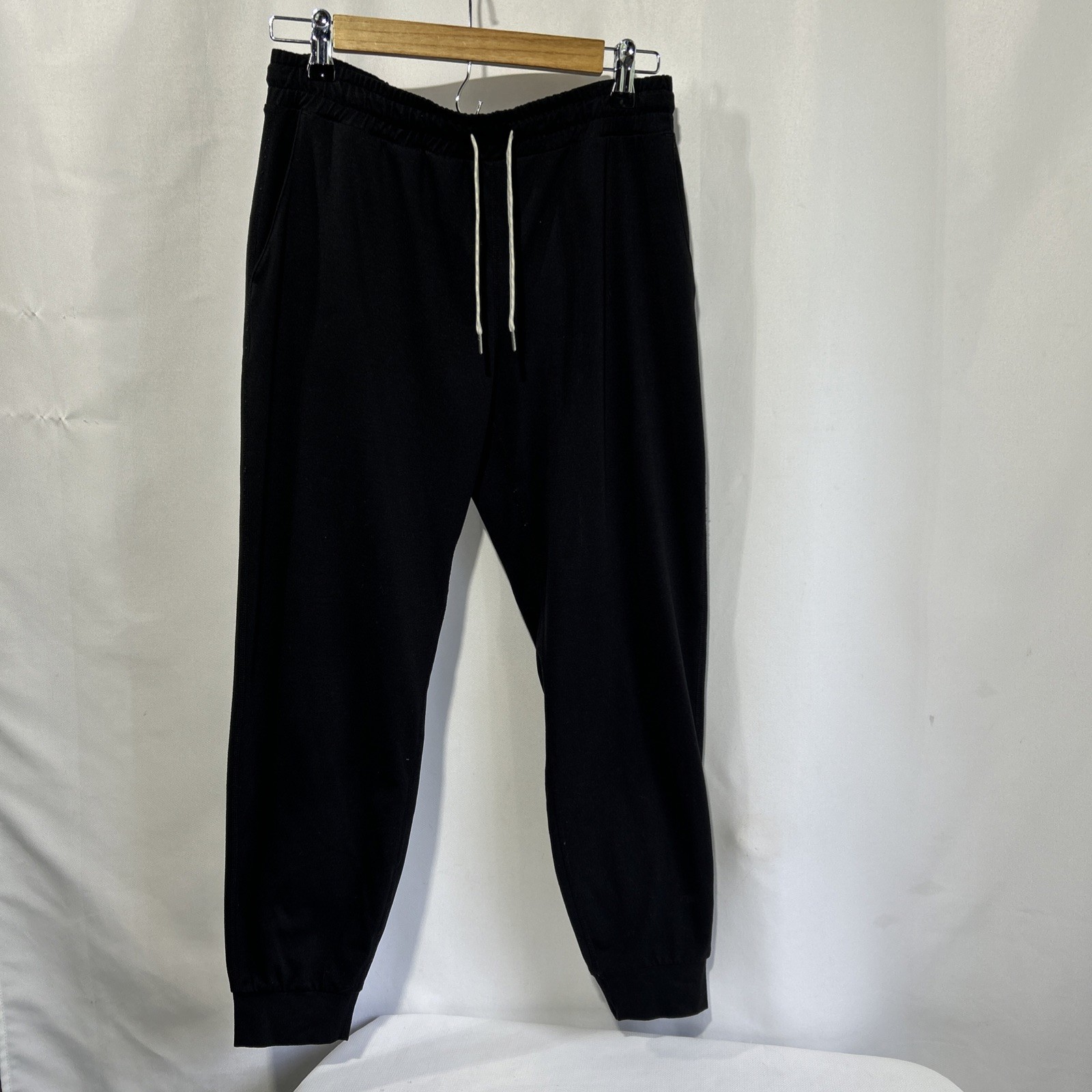 Vuori Women's Performance Jogger Pants Sz Small Black Heather Drawstring VW303