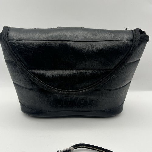 Binocolo compatto vintage Nikon Travelite III 9x25 5,6° con cinturino e custodia - Foto 5 di 6