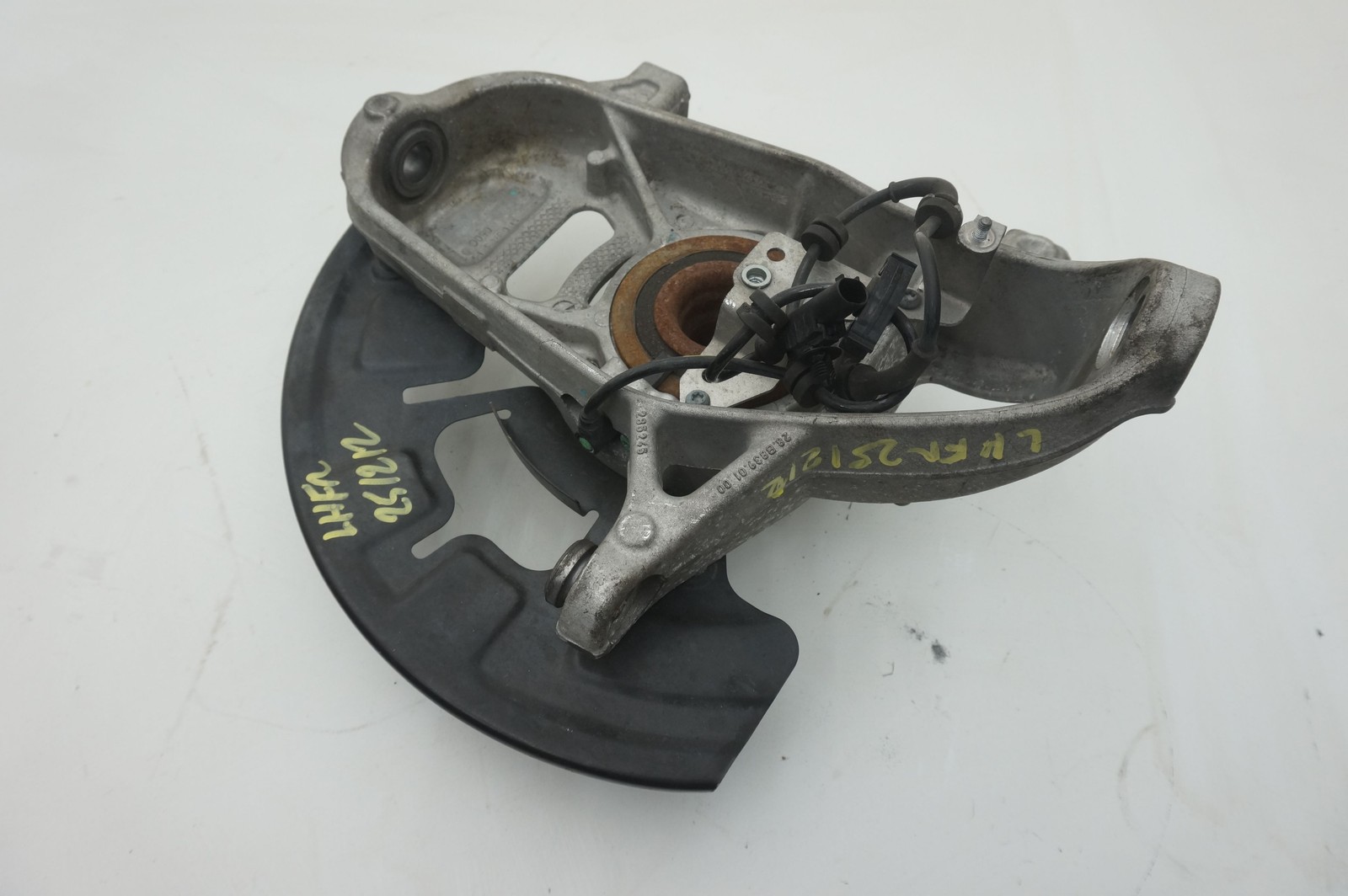 Front Left Spindle Knuckle Hub Wheel Bearing 304731 285245 Ferrari 488 Spider 17