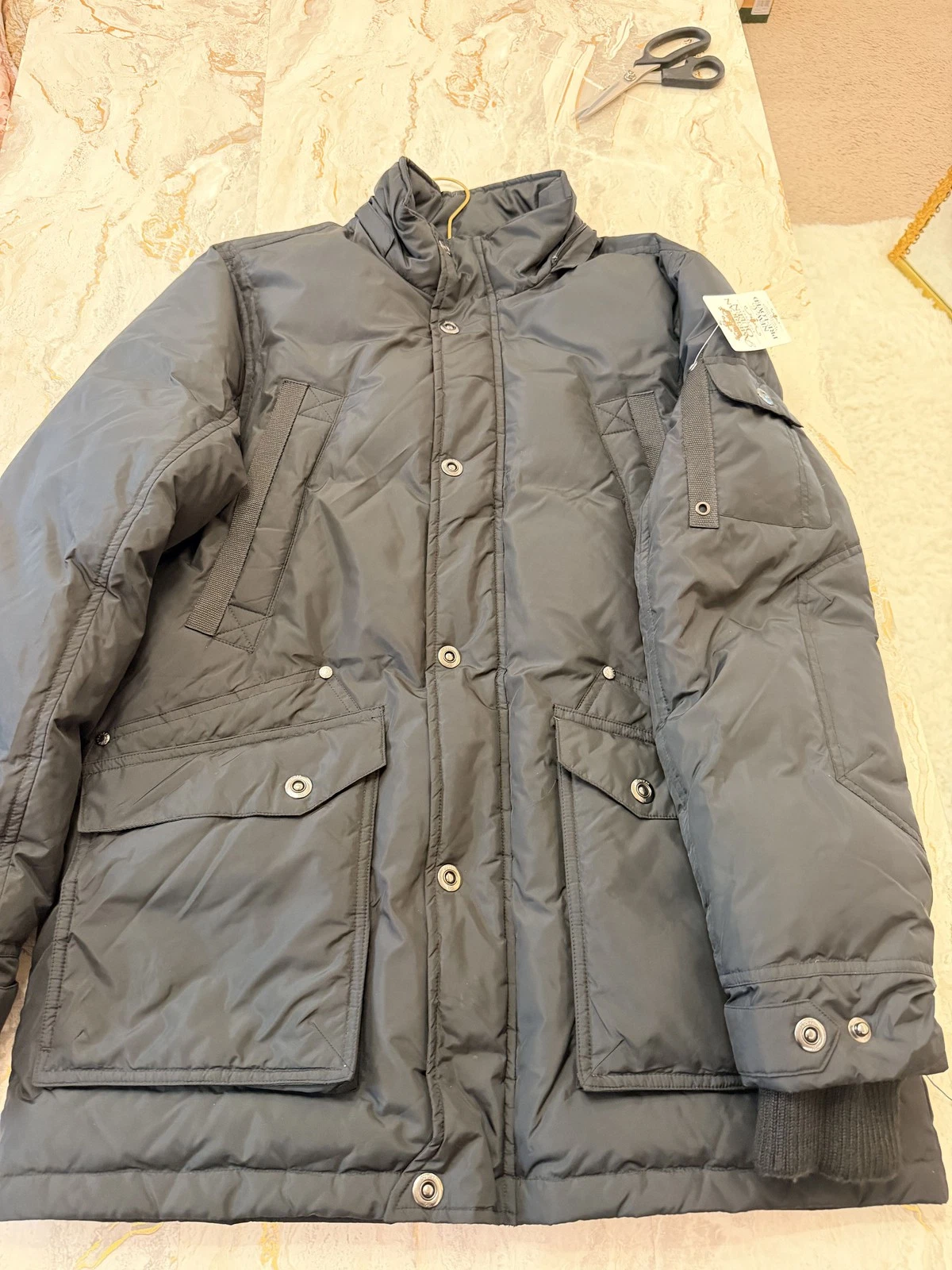 GUESS Men's Black Padded Utility Field Jacket – Multi-Pocket Winter Coat - product detail image 7